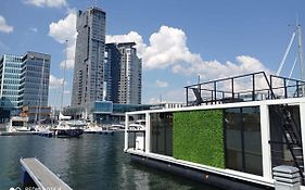Houseboat Dom Na Wodzie Gdynia